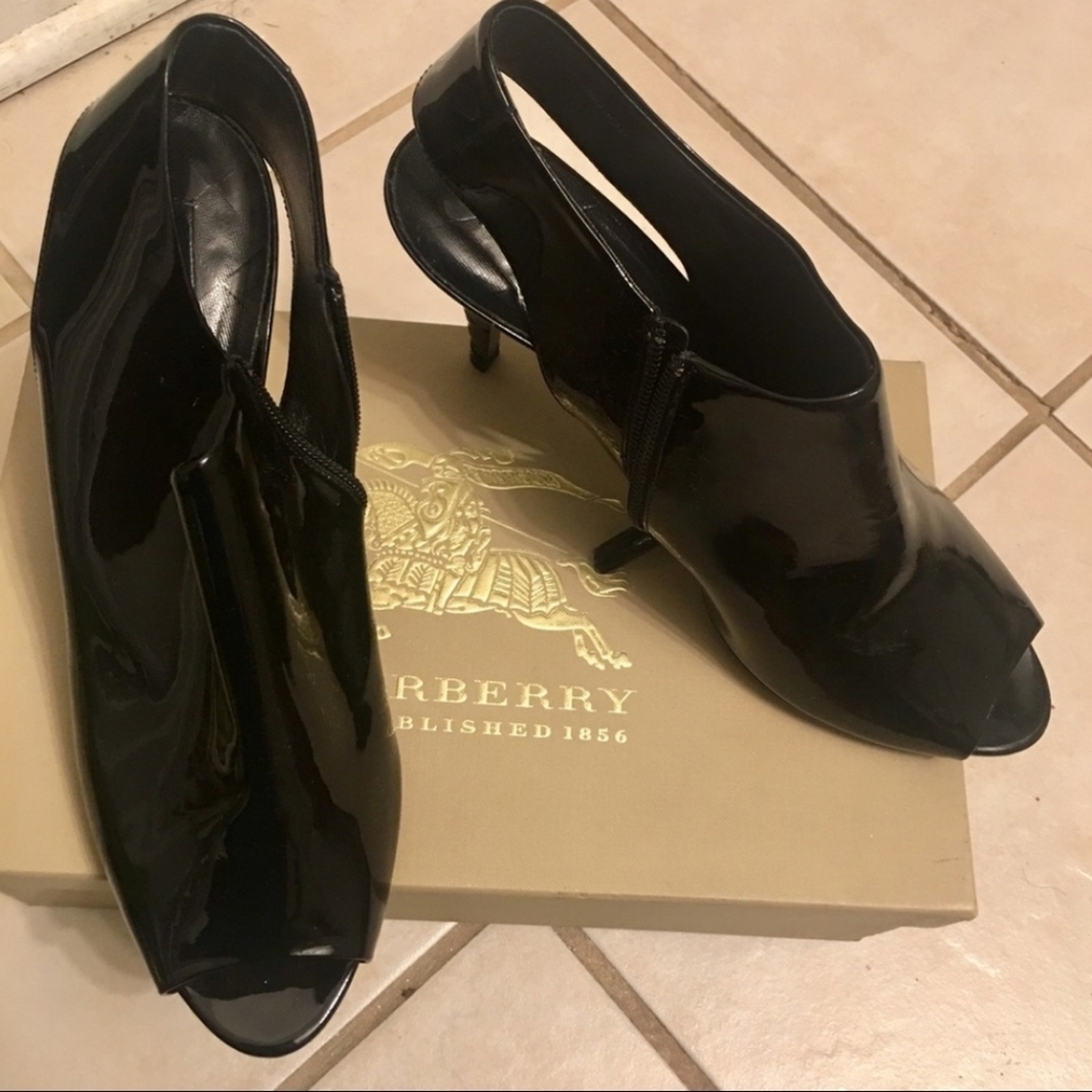 Burberry Black Patent Leather Slingbacks